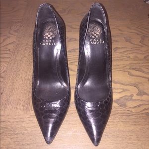 Vince Camuto faux snake skin black pumps